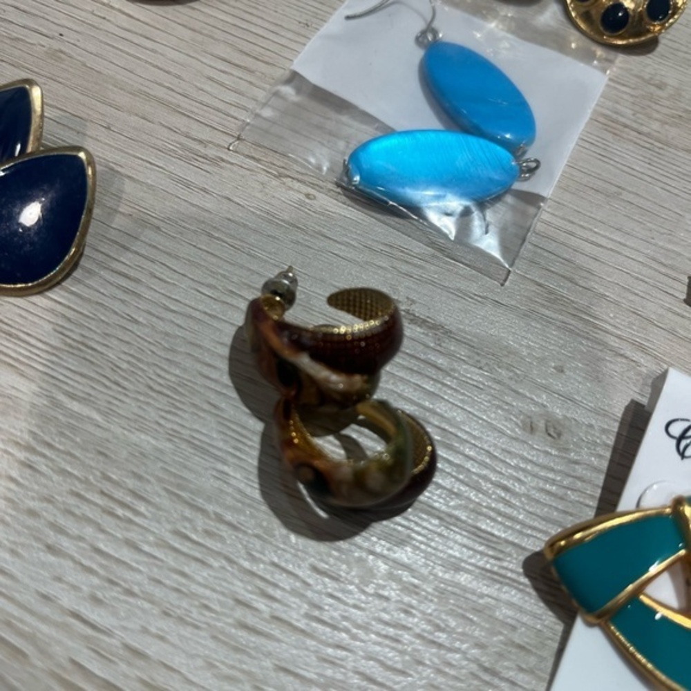 Vinetage bundle earrings